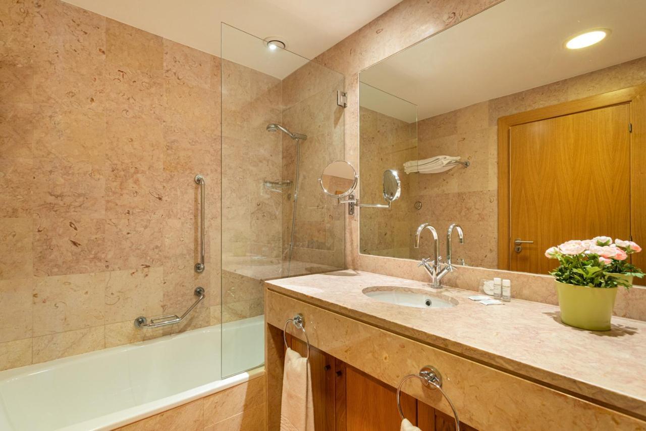 Al - Apartamento Vila Sol F5 E วิลาโมรา ภายนอก รูปภาพ